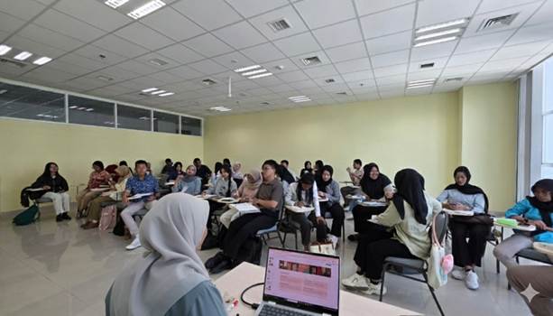 Kuliah Tamu Sarjana Terapan Manajemen Pemasaran: Perspektif Manajemen Komprehensif