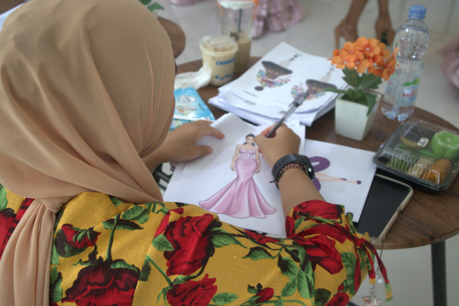 Final Assesment ASFW Mahasiswa Desain Mode Universitas Negeri MalangFinal Assessment ASFW (Asian Student Fashion Week) Mahasiswa Desain Mode Fakultas Vokasi Universitas Negeri MalangFinal Assesment ASFW Mahasiswa Desain Mode Universitas Negeri Malang