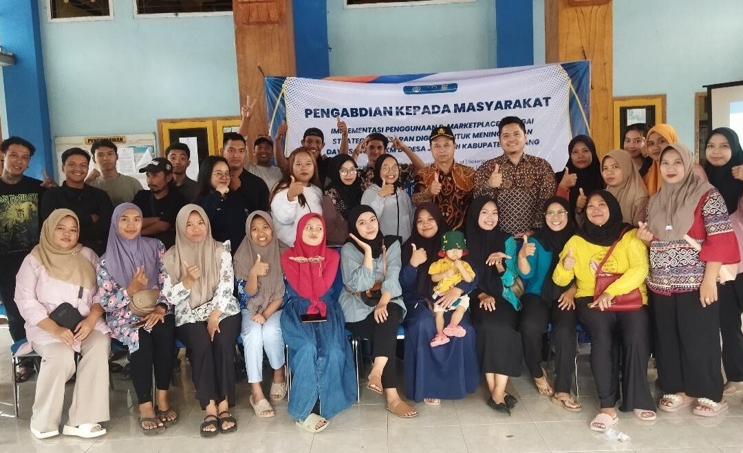 Dosen Fakultas Vokasi Dorong Pertumbuhan Ekonomi Desa melalui Implementasi E-Marketplace untuk UMKM Desa Jatisari