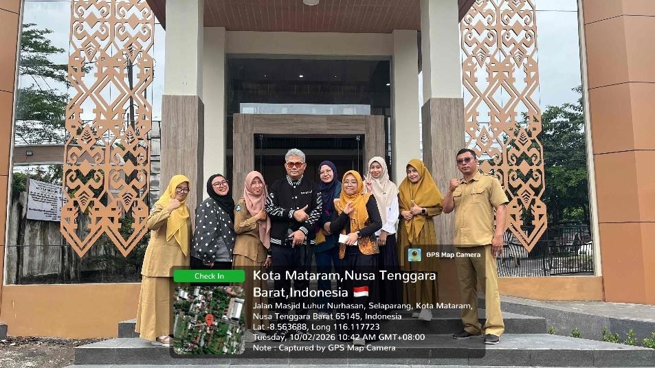 Roadshow FV: Program Studi Desain Mode Fakultas Vokasi UM Berkunjung ke SMKN 1 Mataram