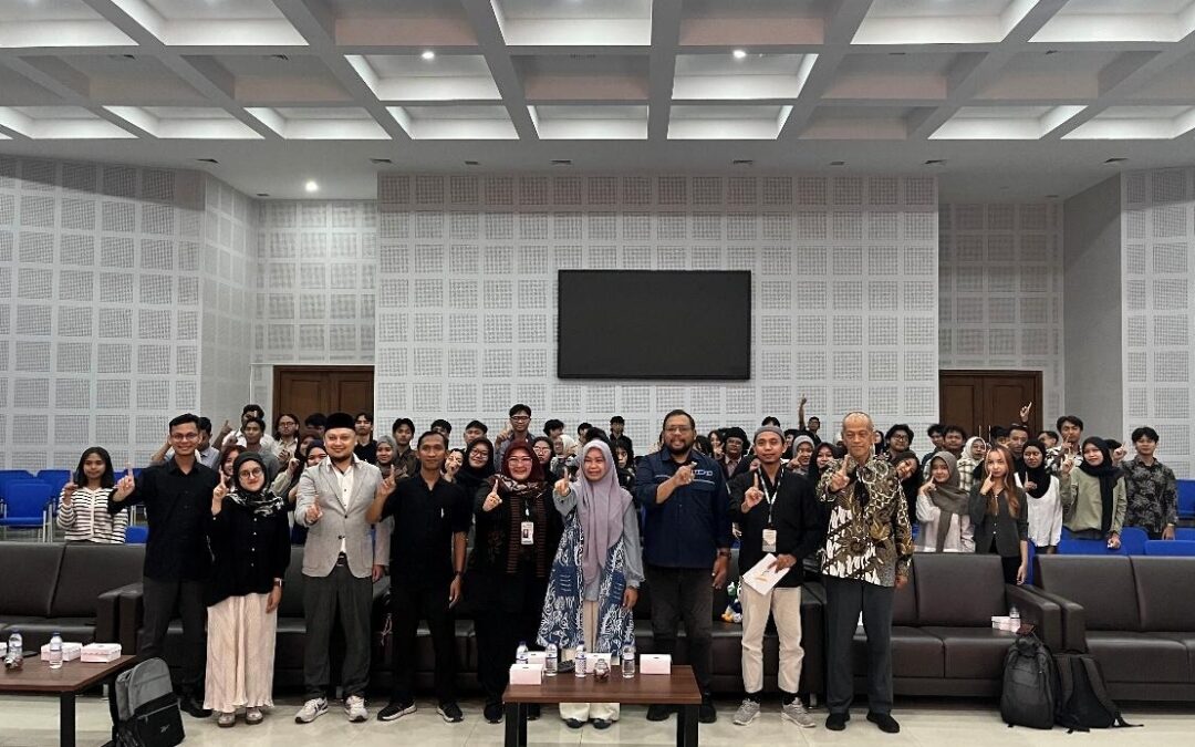Level Up English Skills: Strategi TOEFL dan Speaking untuk Karier Global Mahasiswa TRPBS